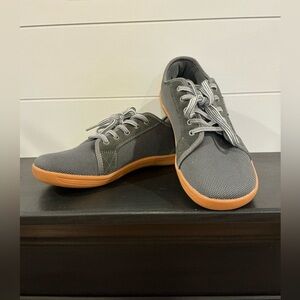 Dream Pairs Gray Sneakers with Tan Soles Size 9.5 W